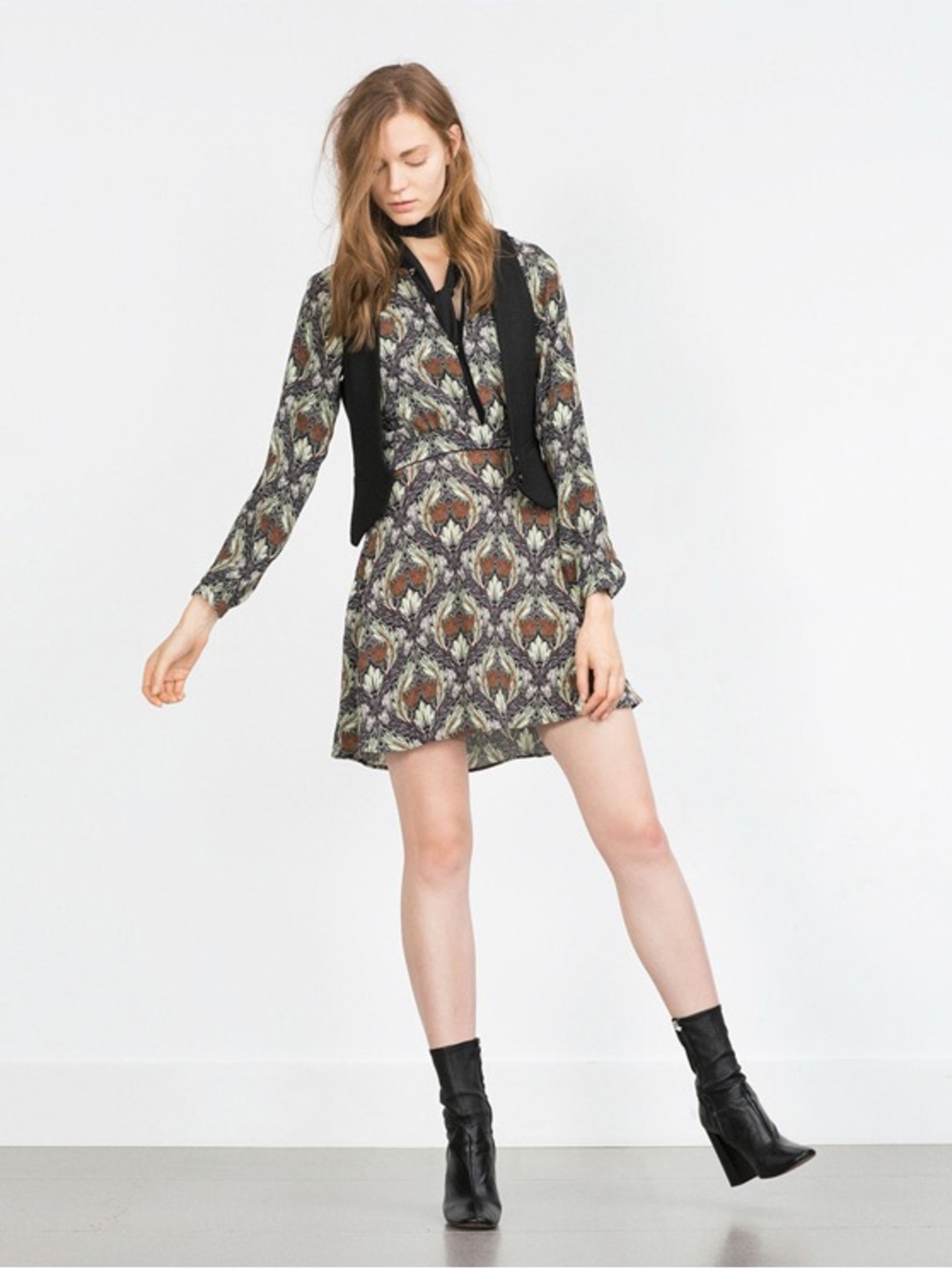 Zara Printed Long-Sleeve Mini Dress in Olive & Black